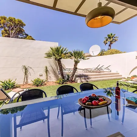 Stunning Waterfront Silver Unique Newly Converted Stylish House فيلة *